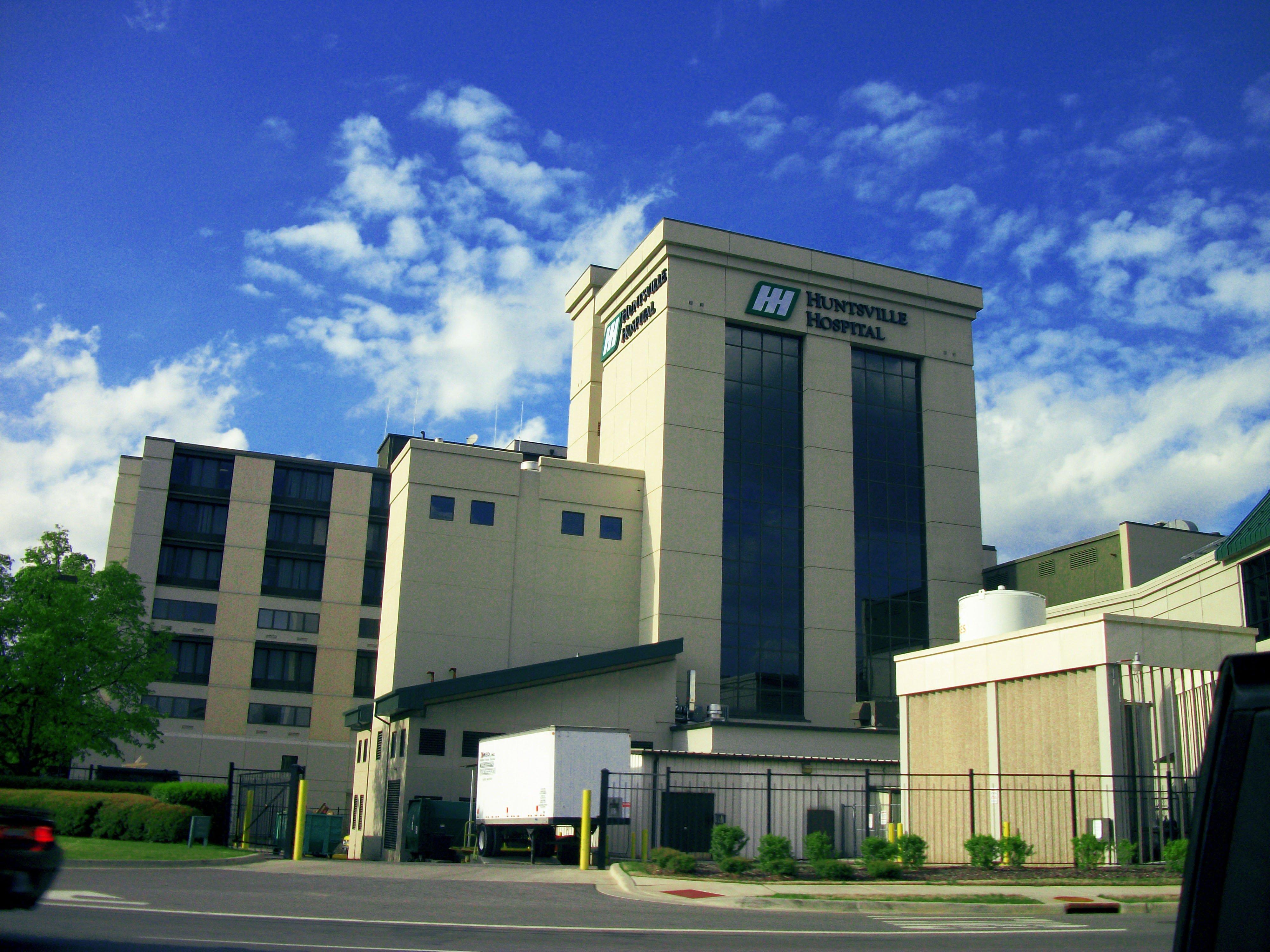 Sonesta Simply Suites Huntsville Research Park Exterior photo
